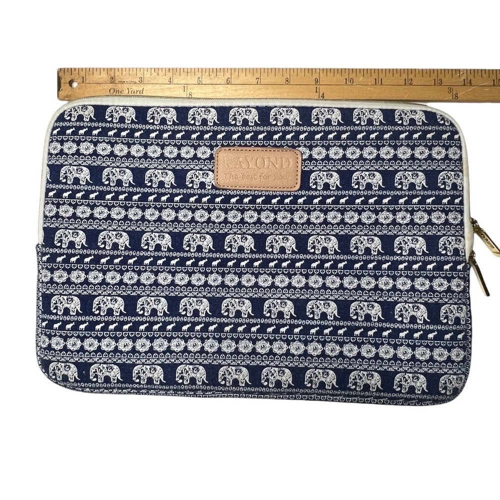 Kayond Blue Elephant Print Padded Laptop Sleeve Case 13-14 Inch Bohemian Canvas - Picture 5 of 6